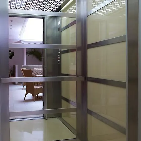 Anemolia Apartment *